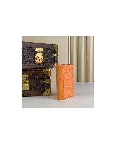 LV  Wallet