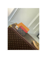 LV  Wallet