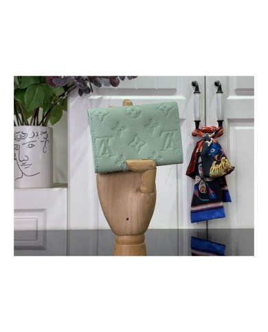 LV  YG  Wallet