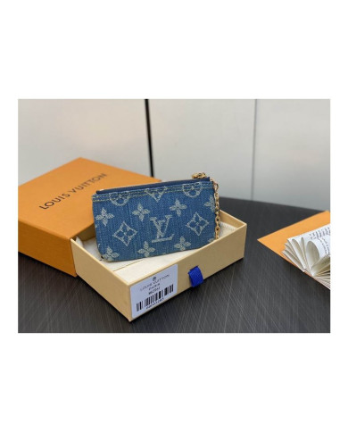 LV  YG  Wallet