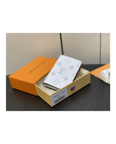 LV  Wallet