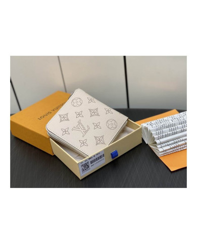 LV Zippy   Wallet