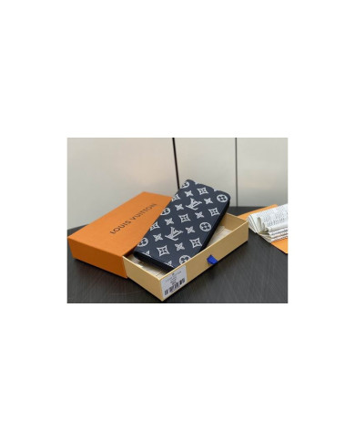 LV Zippy  Wallet