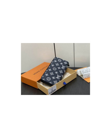 LV Zippy  Wallet