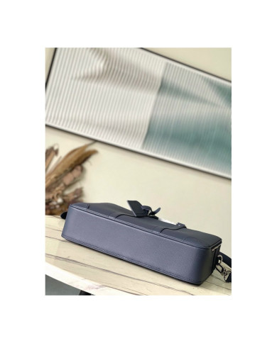 LV  Voyage Briefcase