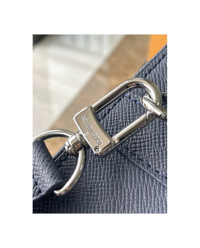 LV  Voyage Briefcase