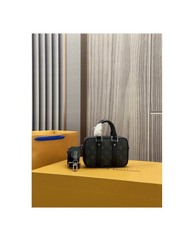 LV  Voyage Briefcase