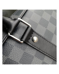 LV  Voyage Briefcase