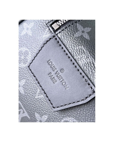 LV Dojmo Makeup bag