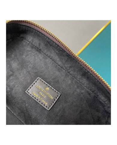 LV YG Makeup bag