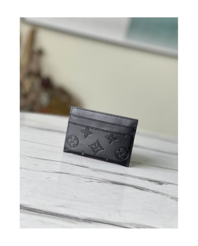LV  Wallet
