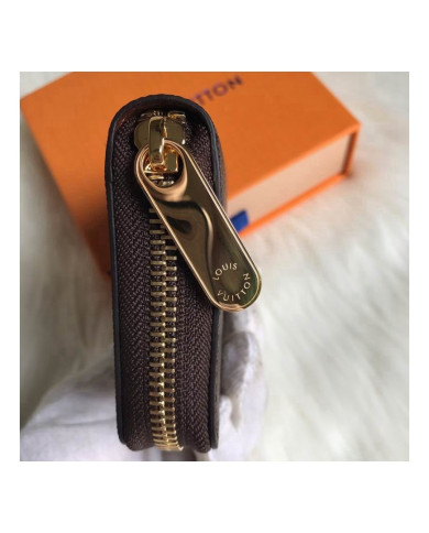 LV  Wallet