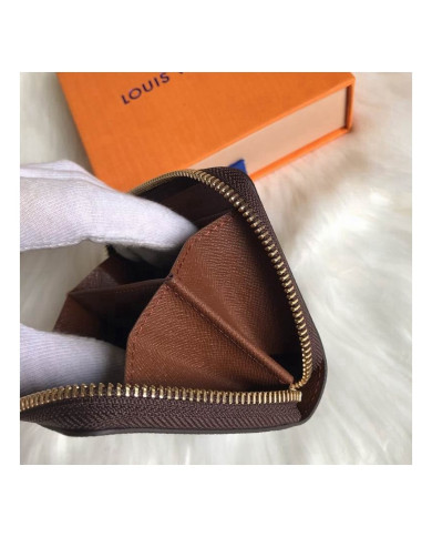 LV  Wallet