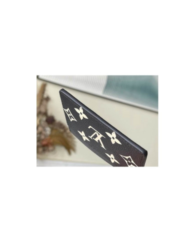 LV  Wallet