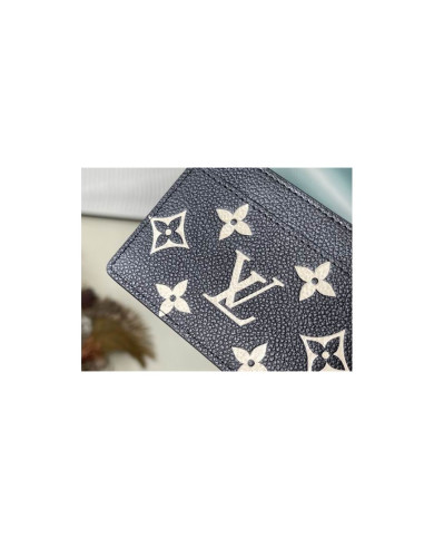 LV  Wallet