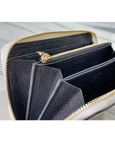 LV  Wallet