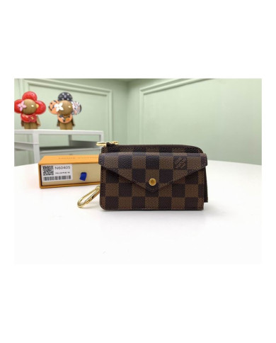 LV  YG  Wallet