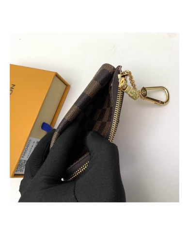 LV  YG  Wallet