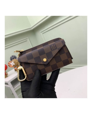 LV  YG  Wallet