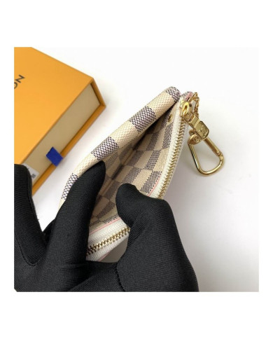 LV  YG  Wallet