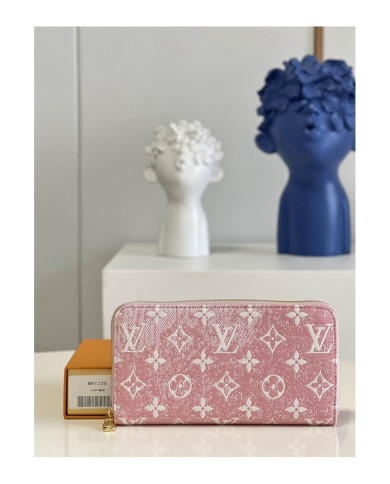 LV Zippy   Wallet