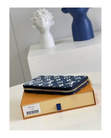 LV Zippy   Wallet
