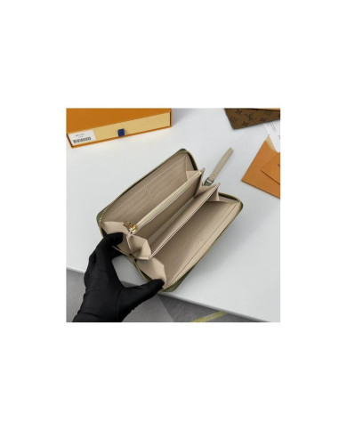 LV  Zippy   Wallet