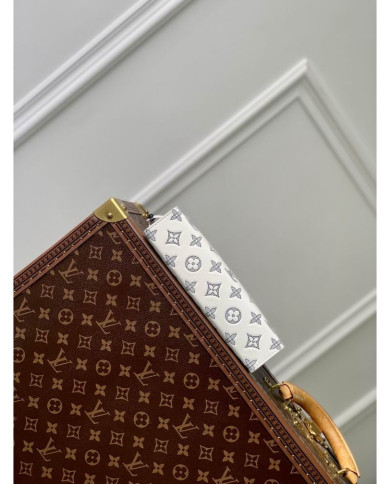 LV  Gaston  Handbag