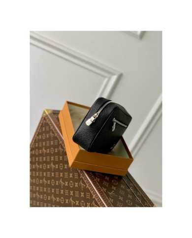 LV Pochette Kasai Handbag