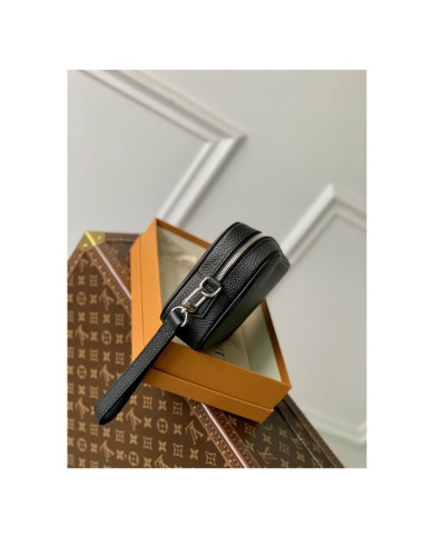 LV Pochette Kasai Handbag