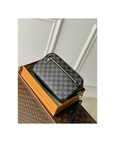 LV Pochette Kasai Handbag