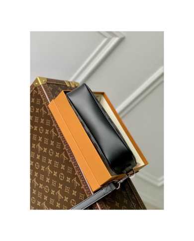 LV Pochette Kasai Handbag