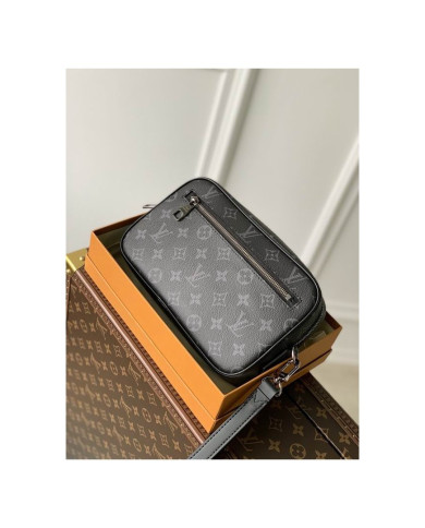 LV Pochette Kasai Handbag