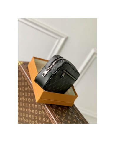 LV Pochette Kasai Handbag