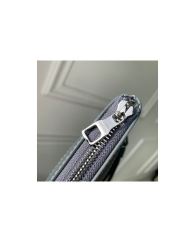LV Pochette To-Go Handbag