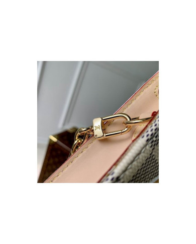LV  ﻿Toiletry Pouch Handbag