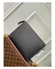 LV  Voyage  Handbag