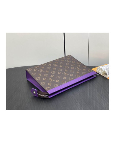 LV  Voyage Handbag