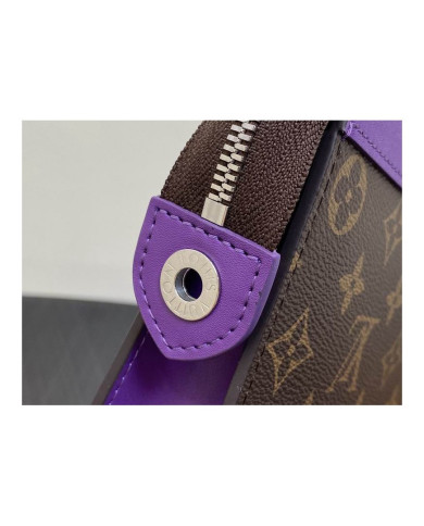 LV  Voyage Handbag