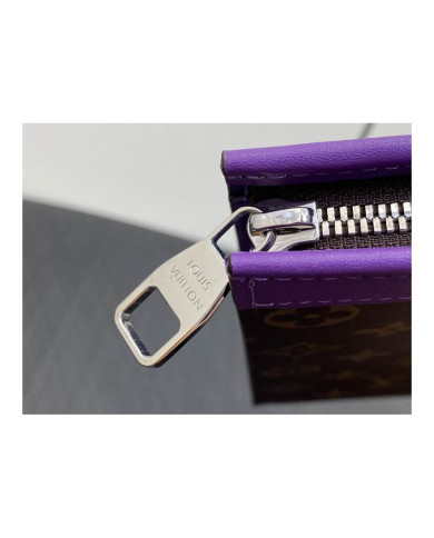 LV  Voyage Handbag