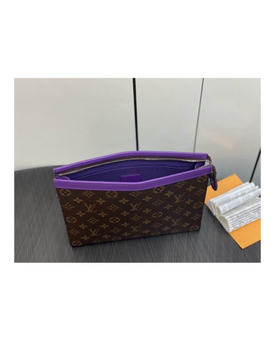 LV  Voyage Handbag