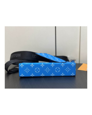 LV  Voyage  Handbag