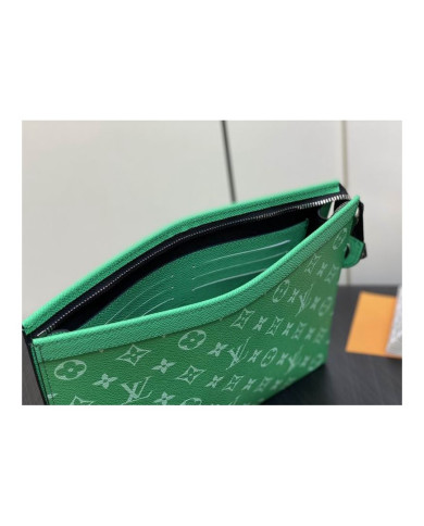 LV  Voyage  Handbag