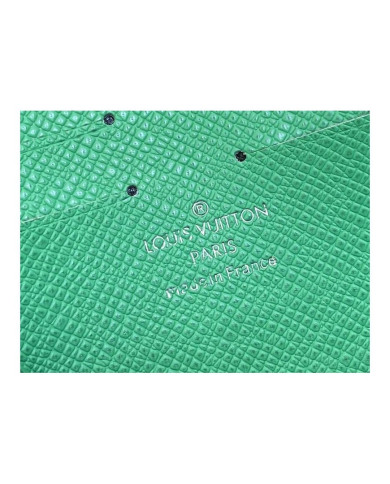 LV  Voyage  Handbag