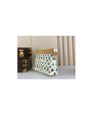 LV  Voyage  Handbag