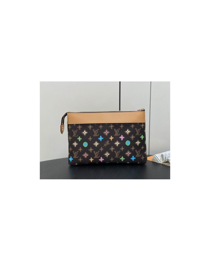 LV  Voyage  Handbag