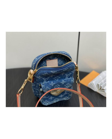 LV  Fairfax Pochette  Mobile phone bag