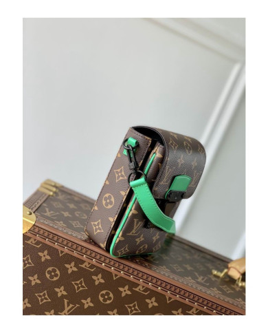 LV  S-Lock   Mobile phone bag