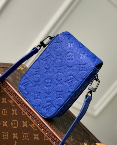 LV  S-Lock  Mobile phone bag