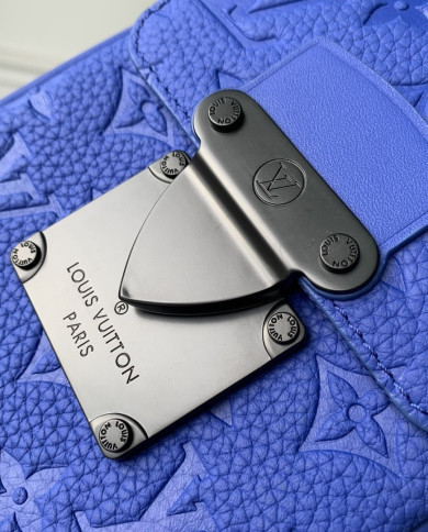 LV  S-Lock  Mobile phone bag